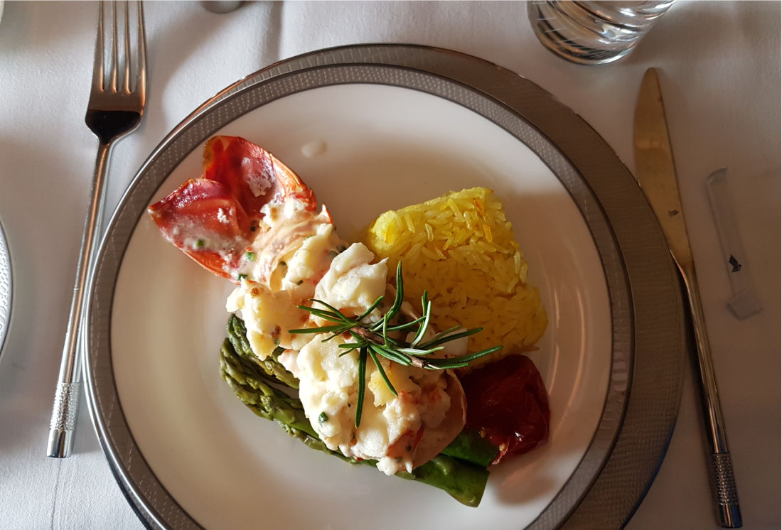 Singapore airlines lobster thermidor book the cook first class suites